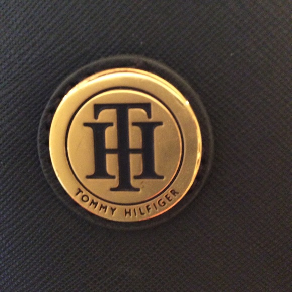Tommy Hilfiger navy bag - Picture 3 of 4